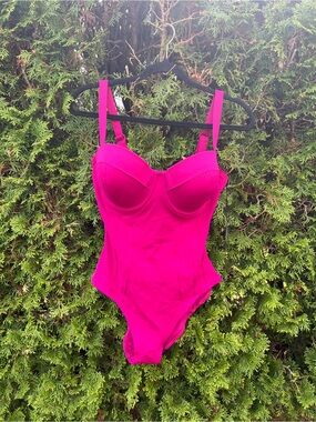 Fuchsia Structured One-Piece Swimsuit with Supportive Cups